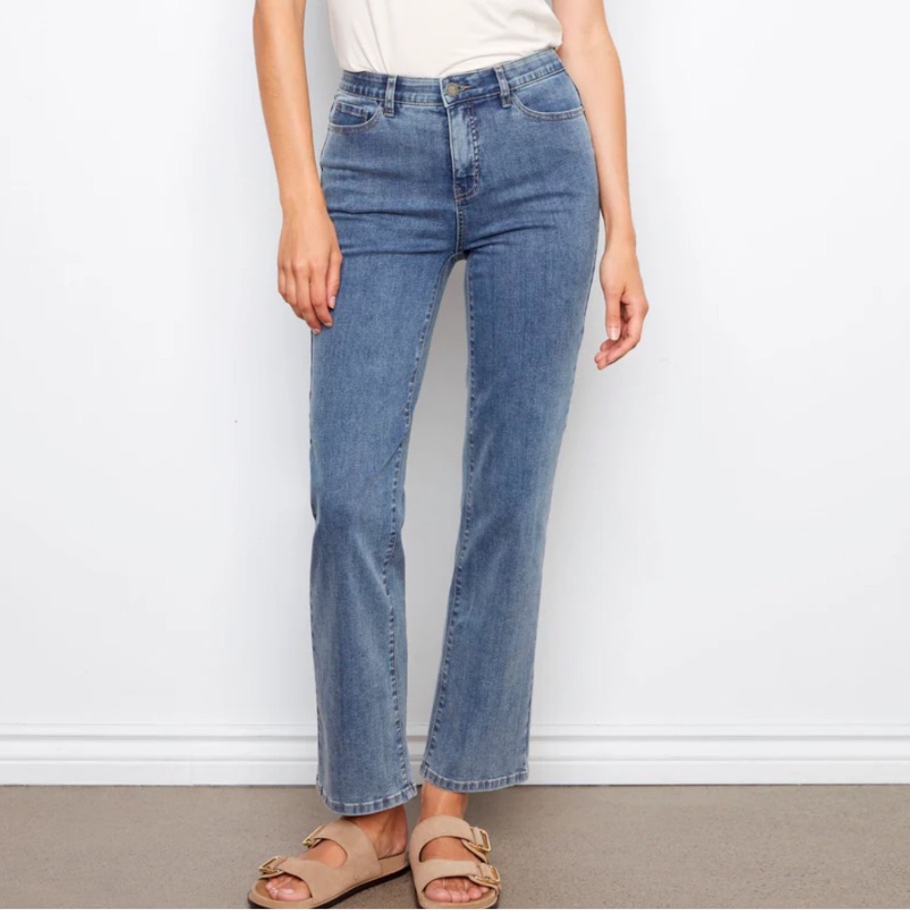 Charlotte Straight Leg Jeans - Medium Blue
